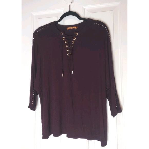 Women's Belldini Burgundy Stretch Top Dolman ~ Rhinestone Sleeve 1X NEW - Picture 1 of 8